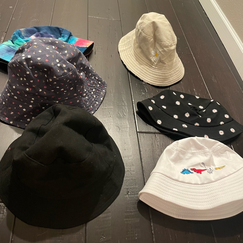 bucket hats